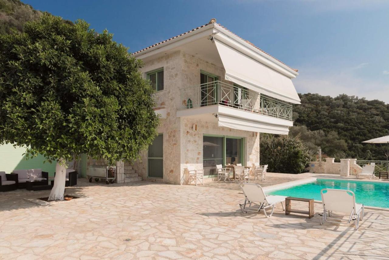 Meganisi Blue Villa Spartokhorion Exterior photo