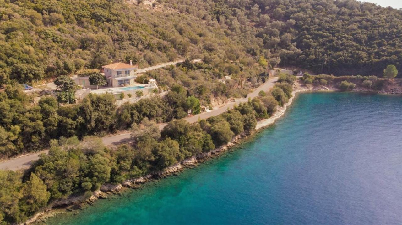 Meganisi Blue Villa Spartokhorion Exterior photo
