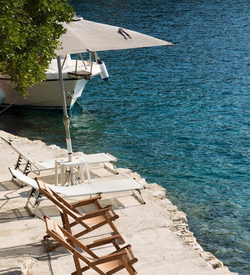 Meganisi Blue Villa Spartokhorion Exterior photo